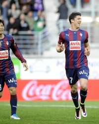  美因茨主场雨战艰难战平法兰克福保持不败态势